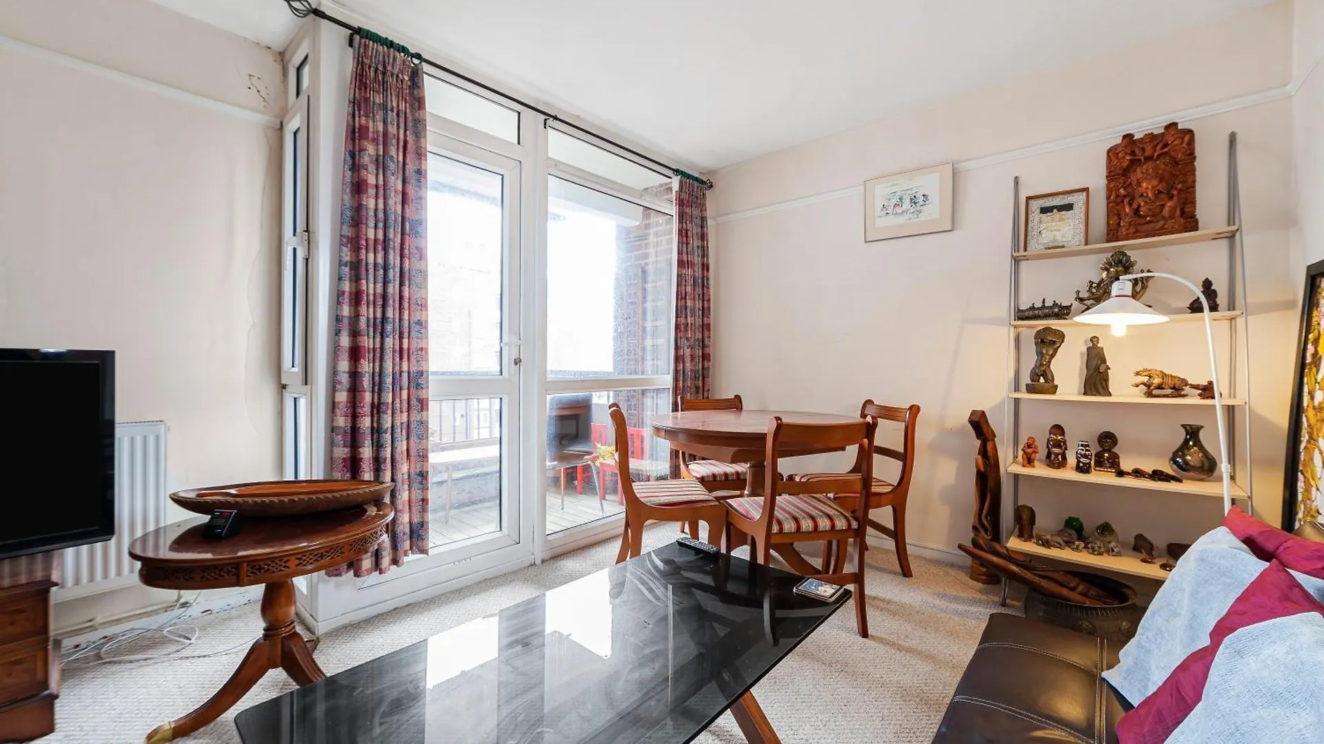 Elegant 1Br Flat With Balcony & City View, Walworth London Apartment